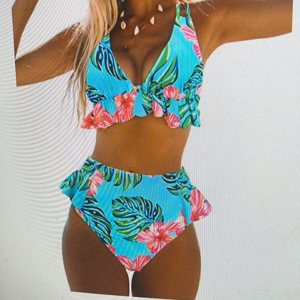 Ruffle V Neck bathing Suit